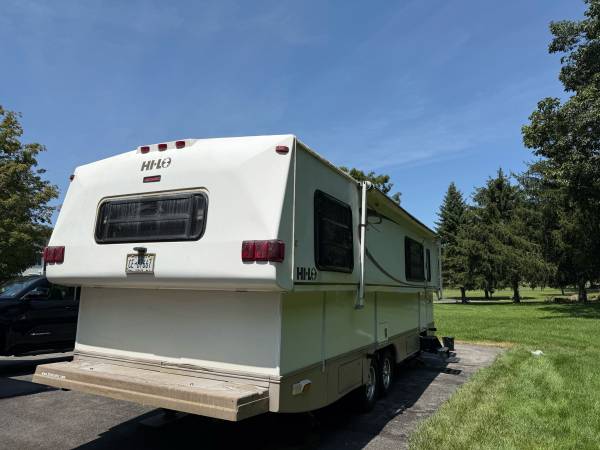 Camper - 2006 HiLo (Rare)  mobilityinfoprobe .com